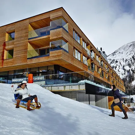 Chalet Chalet Gradonna Mountain Resort-1 *