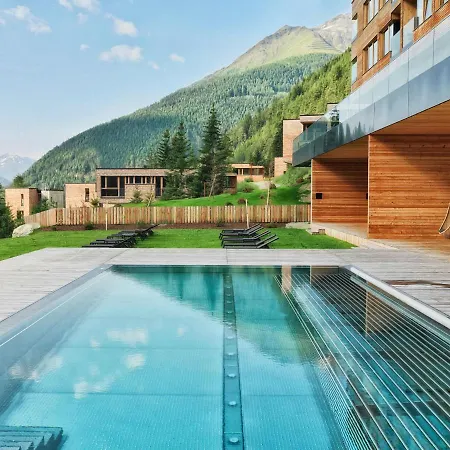 בקתה Chalet Gradonna Mountain Resort-1 *